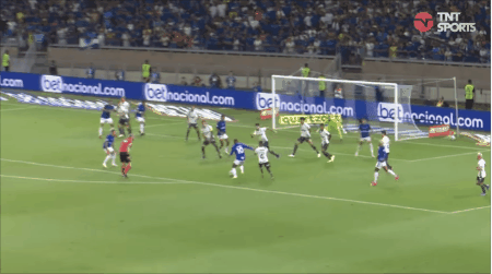 张玉宁则是 张玉宁则是